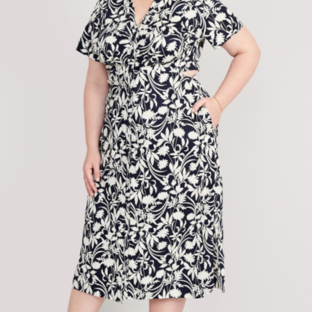 Old Navy Navy and White Floral Midi Dress